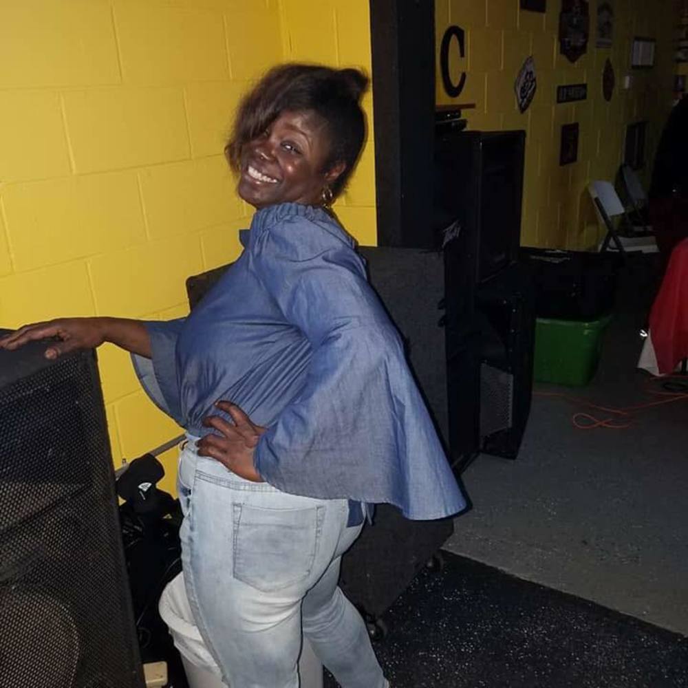 Meet your Posher, Shan